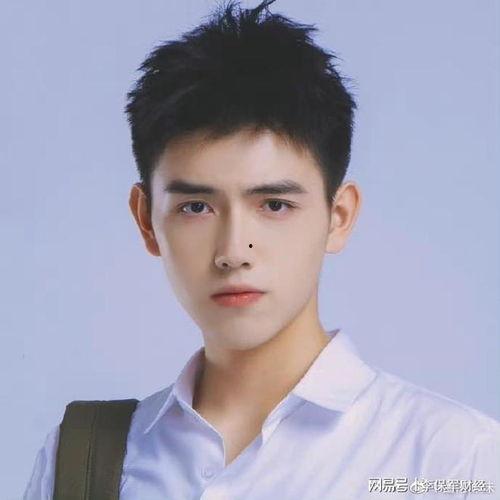 葛思齐爆料陈飞宇的视频,视频揭露娱乐圈背后真相